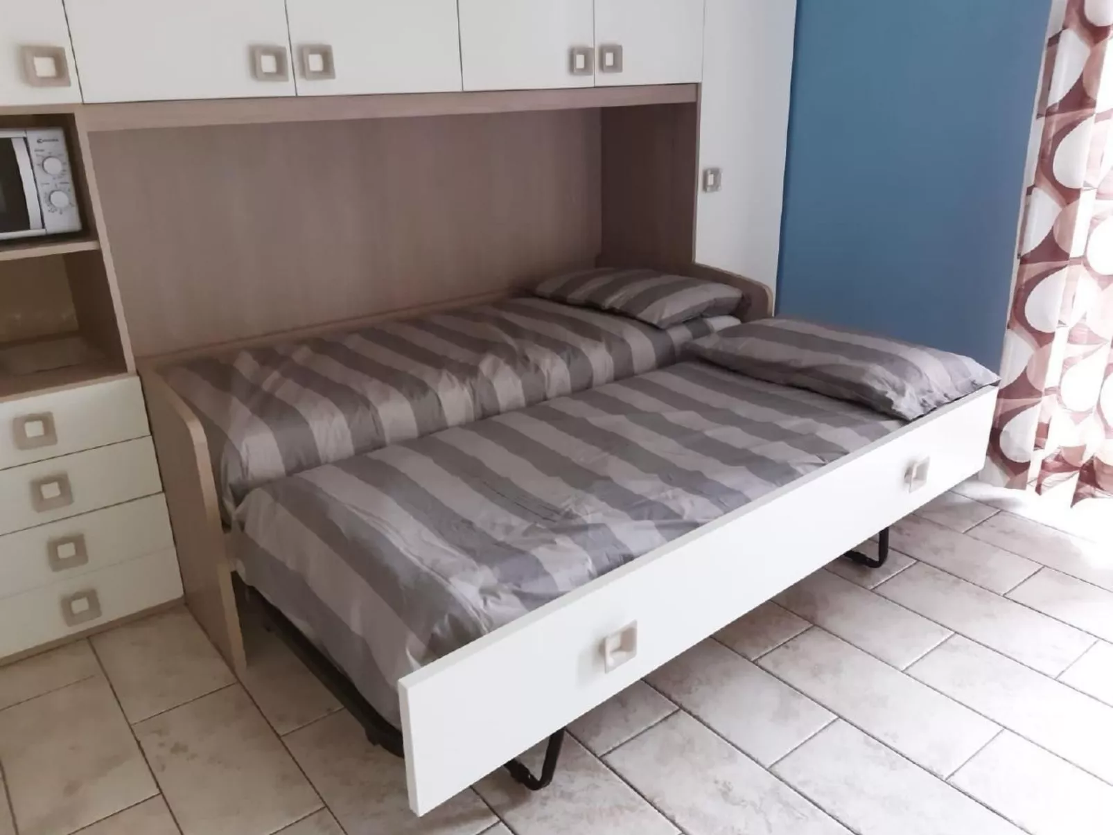 Wohnung in Euroville mit gemeinschaftlichem Pool-Image-tags.info