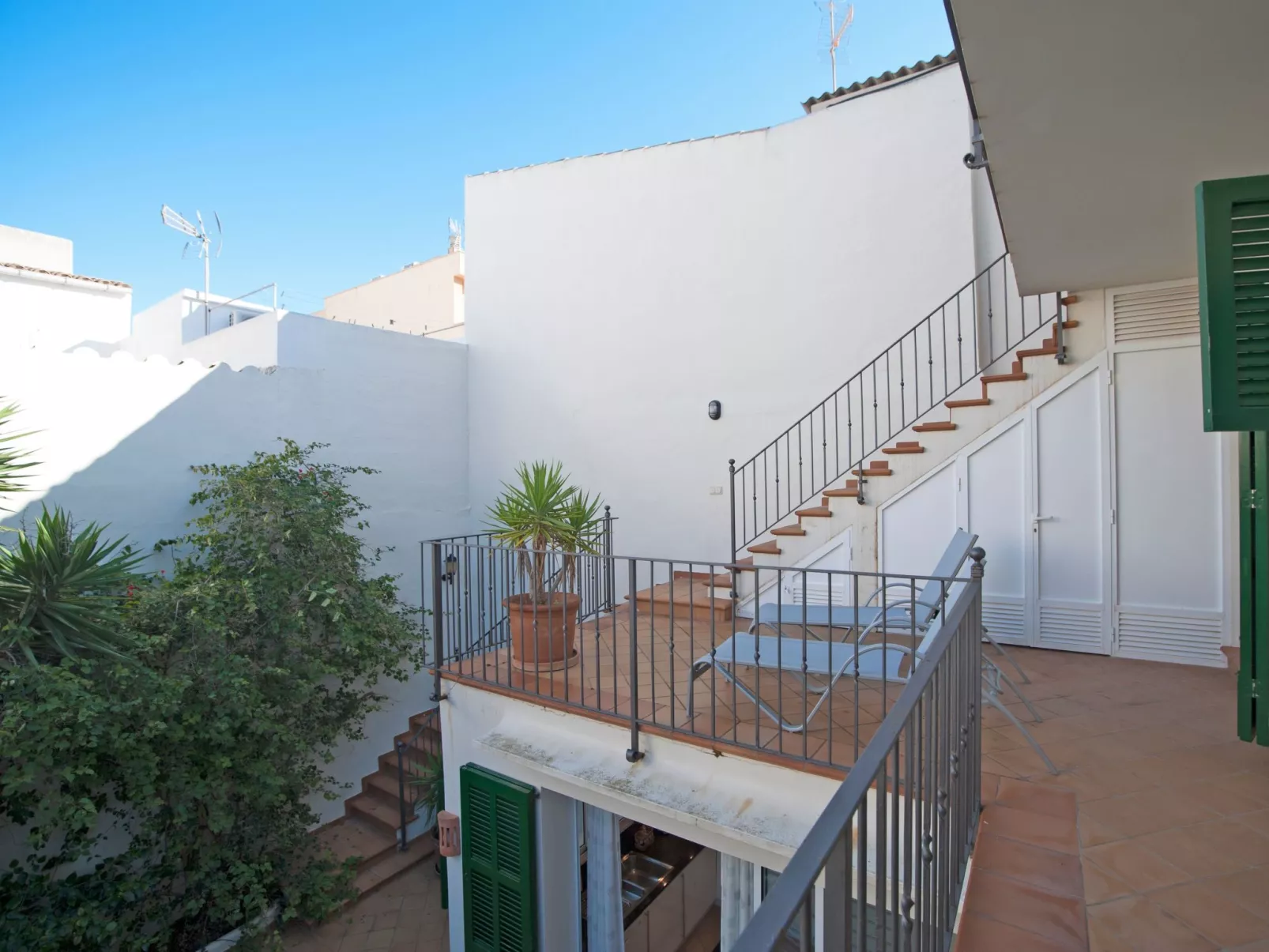 Can Alou - Dorfhaus mit mediterranem Charme-Buiten