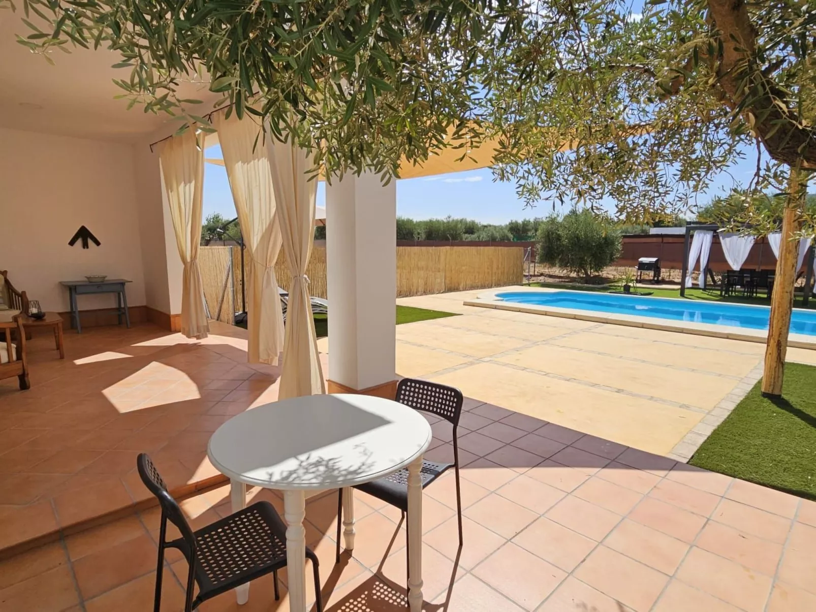 Landhaus La Alquería de los Pájaros-Buiten