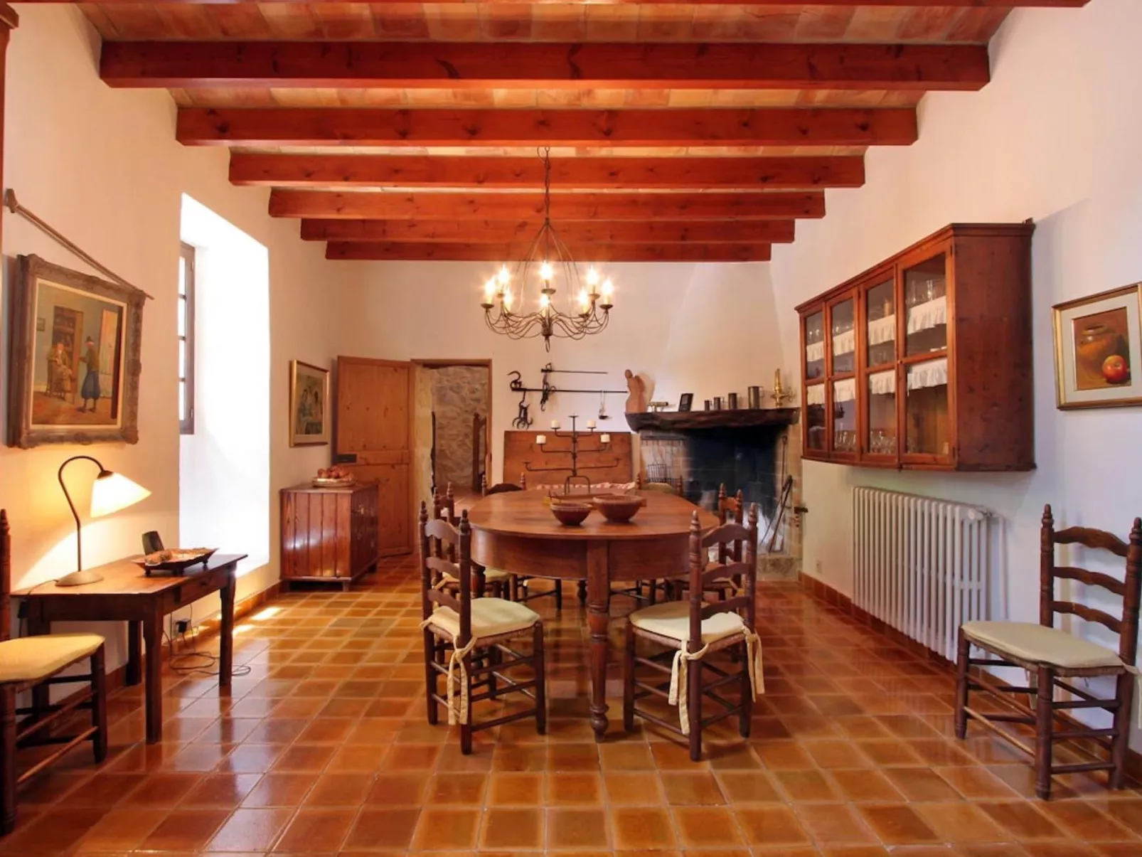 Guillo. 300 Jahre Geschichte an einem zeitlosen Ort-Image-tags.info