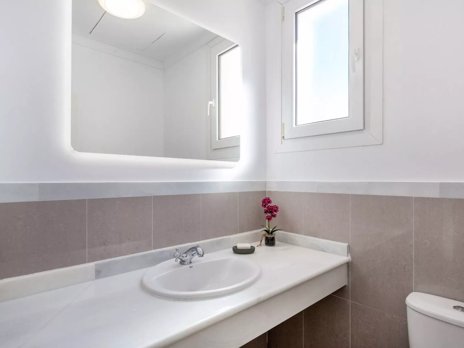 Chalet "La Resina" mit Garten, Grill und Terrasse-Binnen