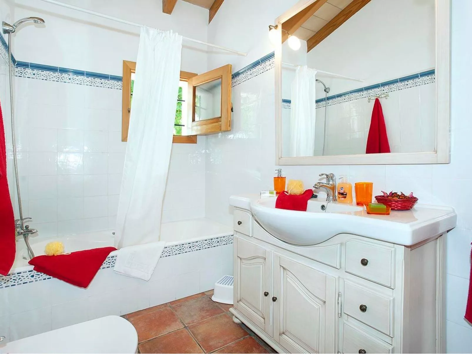 Schönes Ferienhaus in Alcúdia mit Großem Pool-Binnen