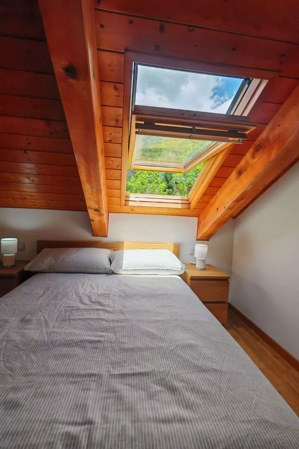 Aüt 3 Dachgeschosswohnung in Vall de Boí-Binnen