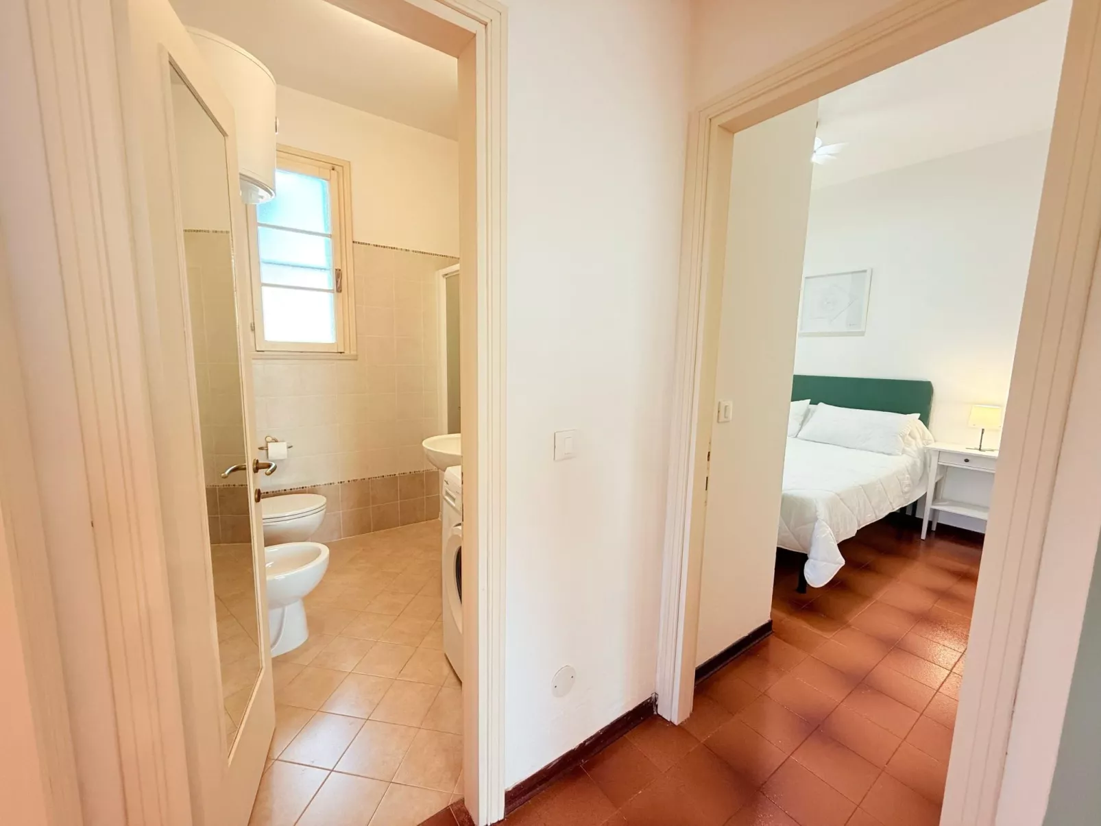 Mit Gemeinschaftspool, renoviert-Binnen