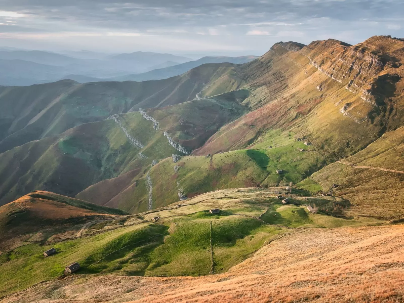 Fachwerkhaus mit Garten - Image-tags.info