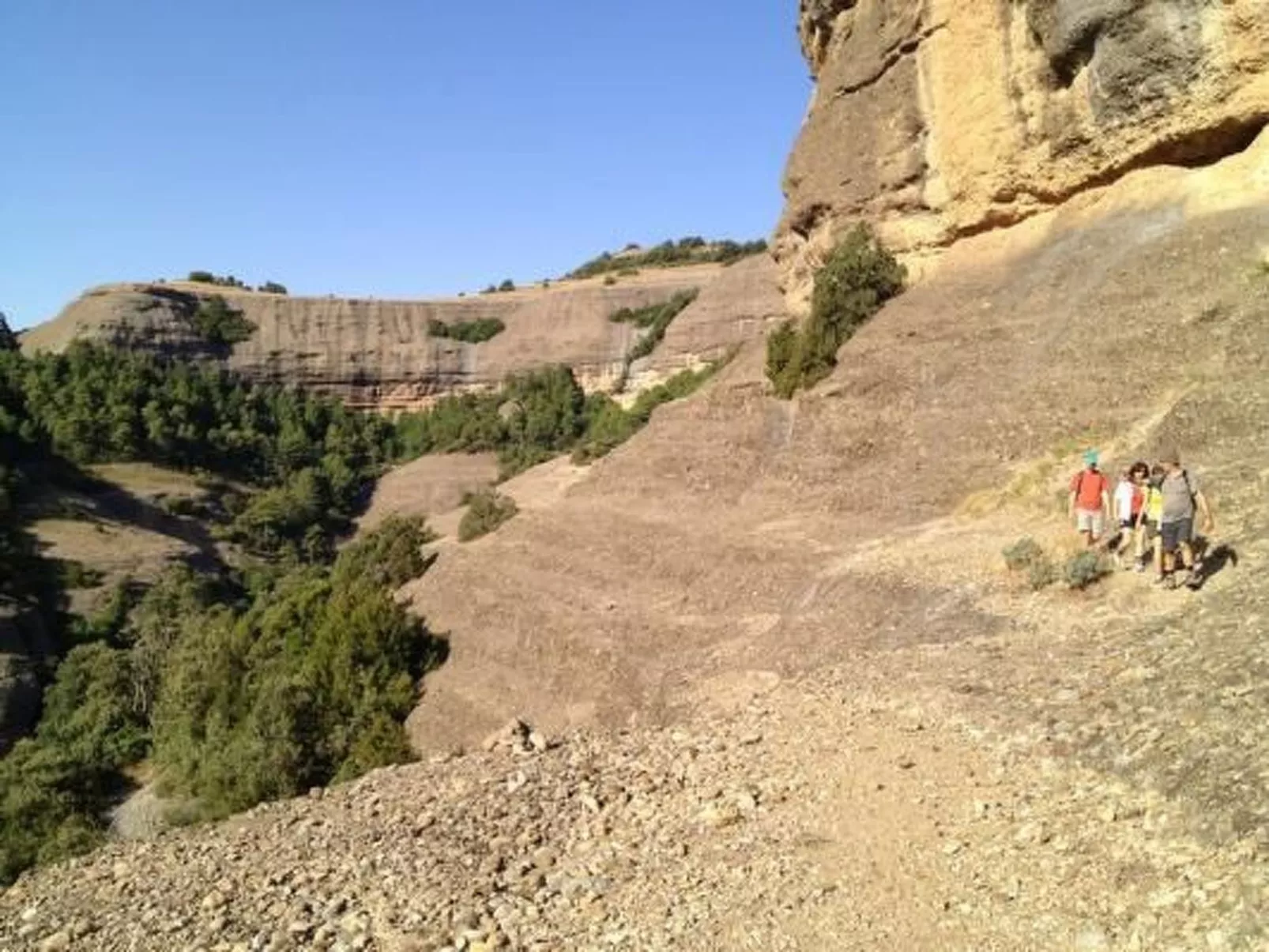 "Cal Serveró." mit Terrasse-Image-tags.info