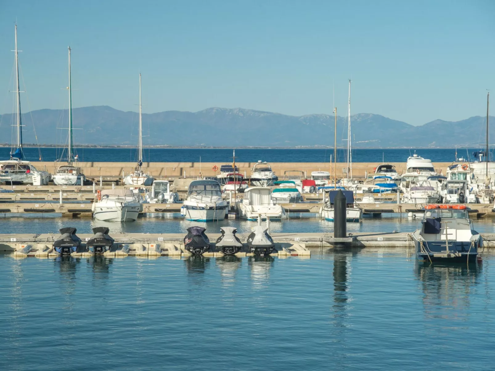 Costabravaforrent Balcó 7, mit gemeinschaftlichem Schwimmbad-Buiten