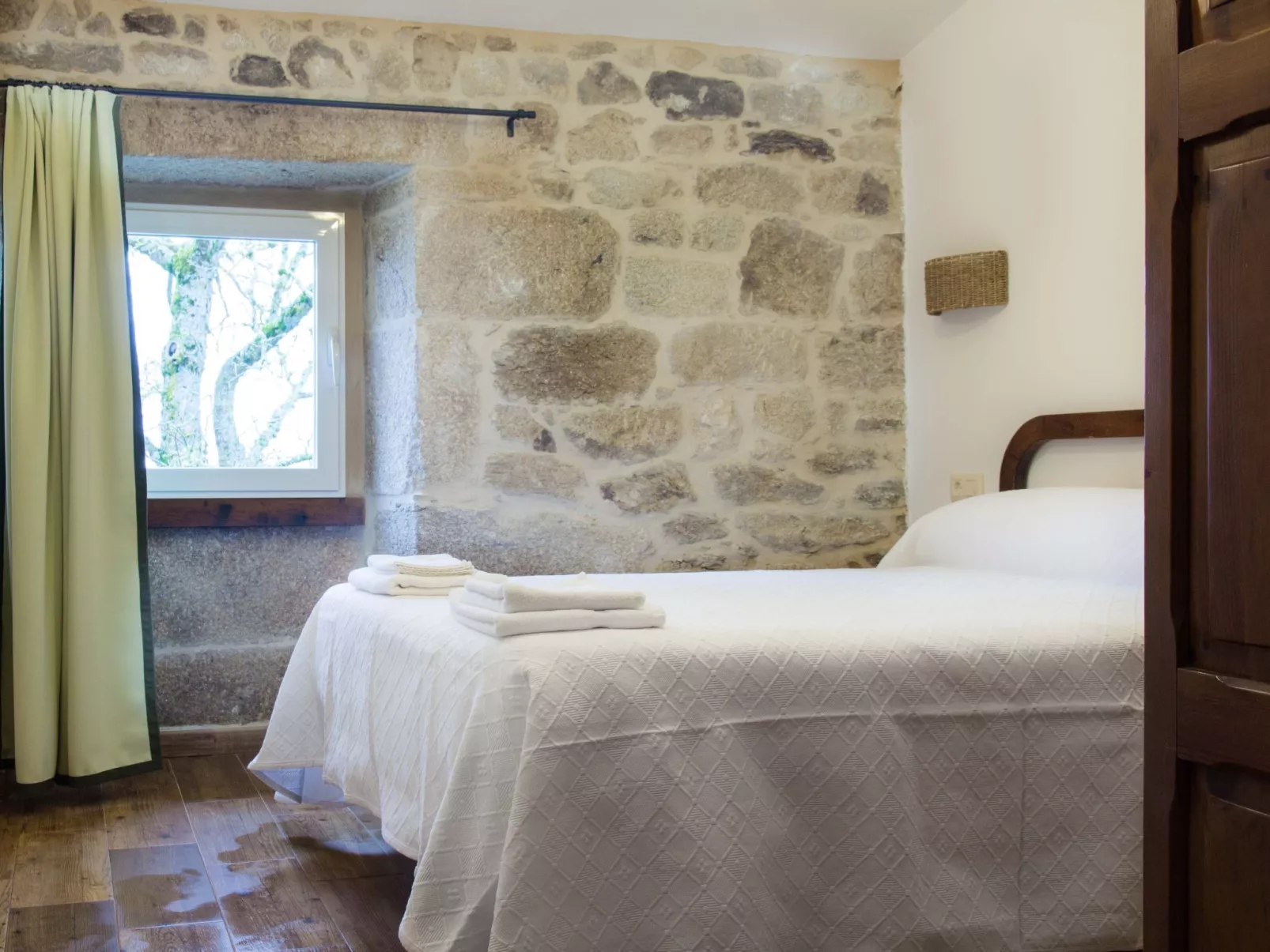 Mit Wasserblick-Binnen