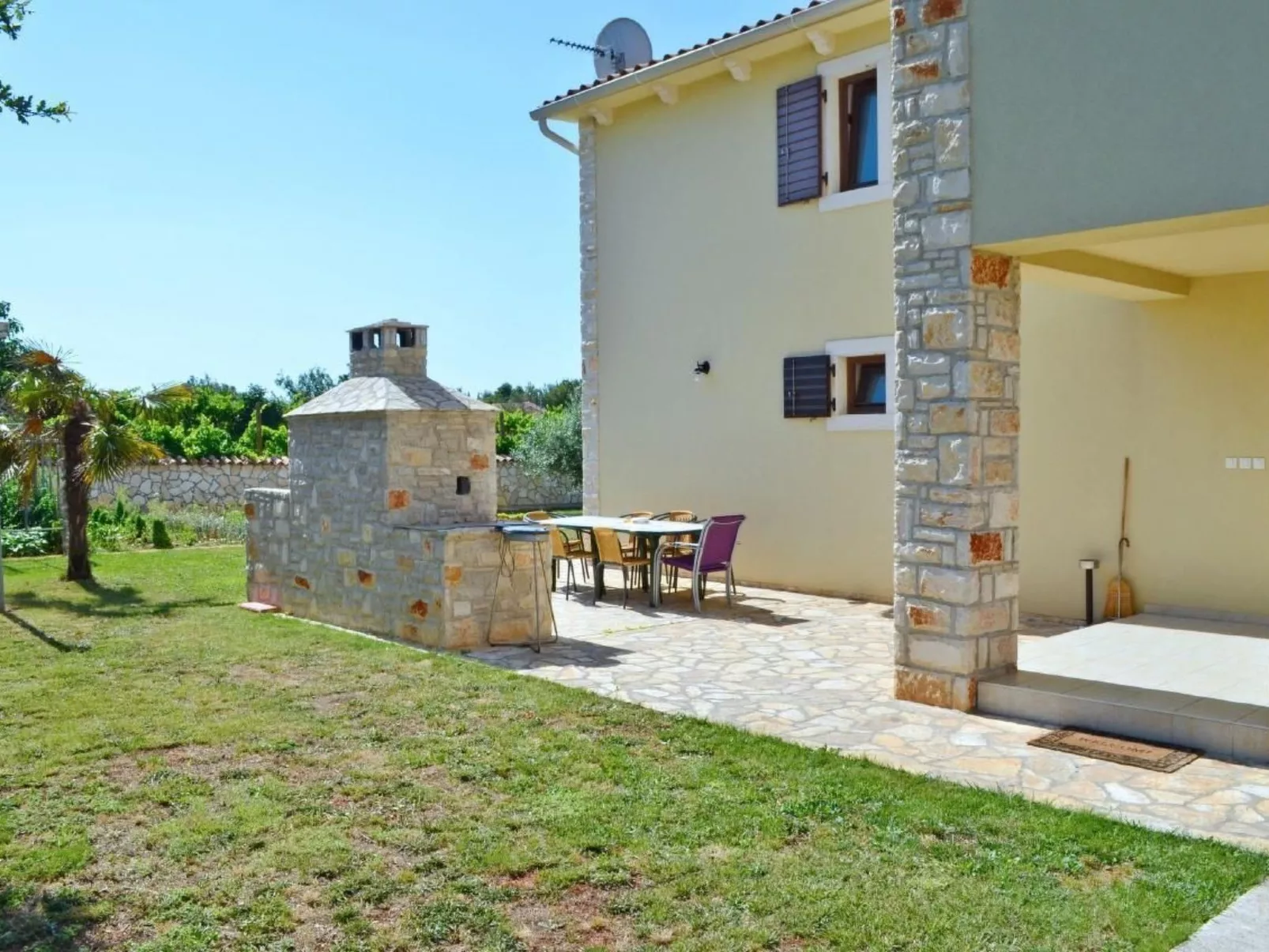 Gemütliches Ferienhaus in Medulin mit Großer Terrasse-Image-tags.info