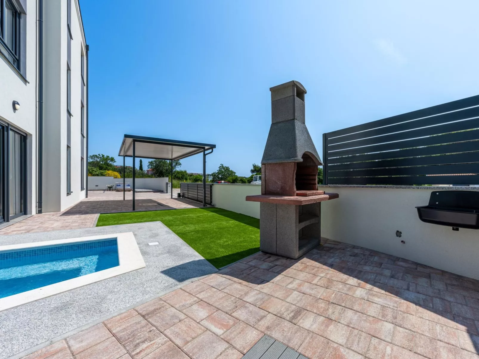 Apartment Rose mit privatem Pool-Buiten