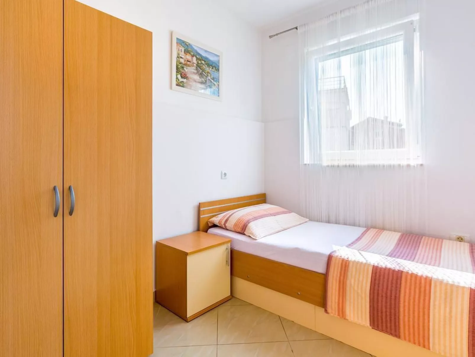 Für 5 Personen ca. 58 m&sup2; in Medulin, Istrien (Medulin und Umgebung)-Image-tags.info