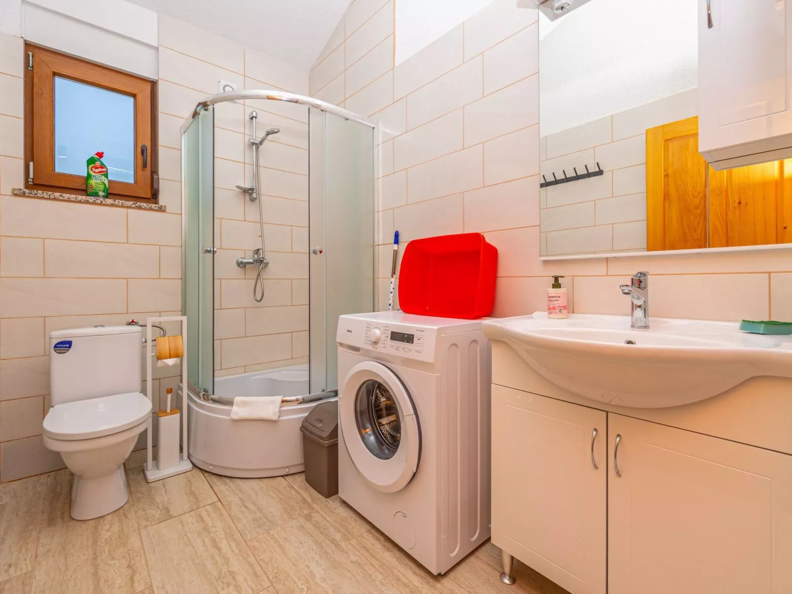 Wohnung Mistral 7-Binnen