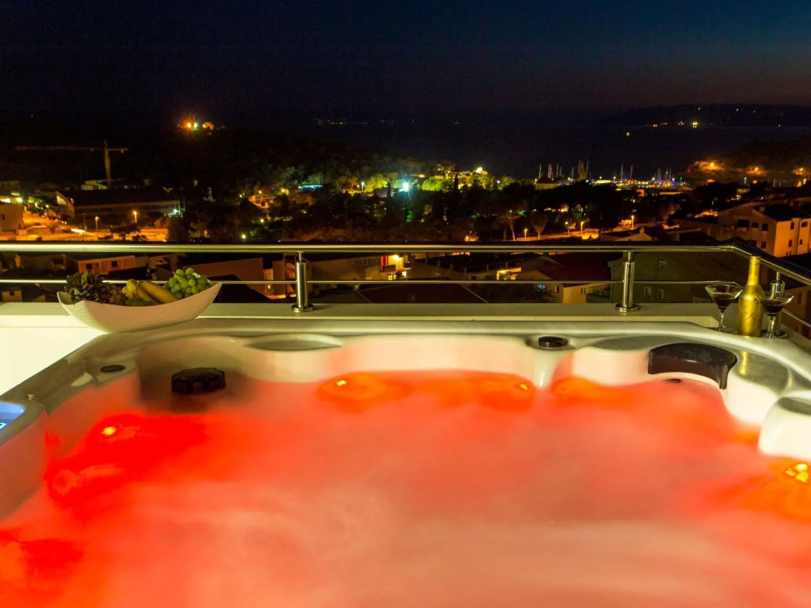 In Makarska mit Panoramablick-Buiten