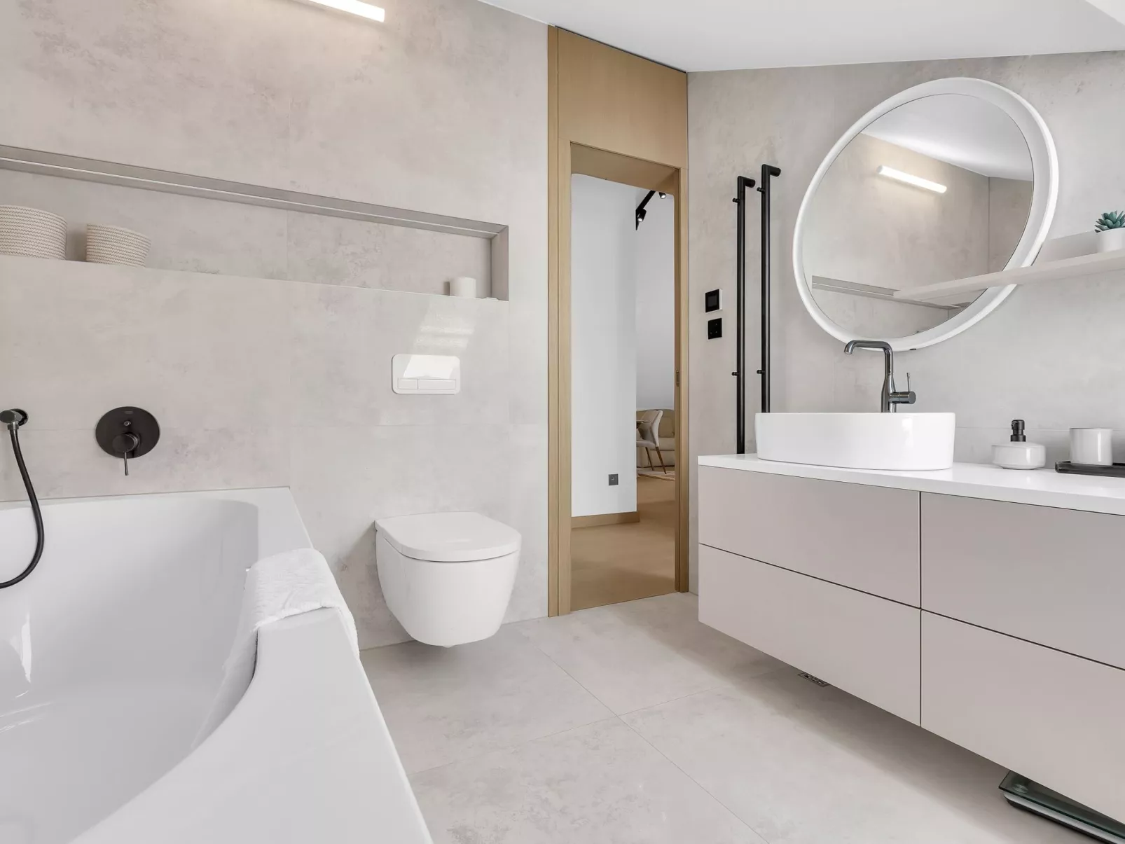 Penthouse Nikolina-50m to beach-Binnen