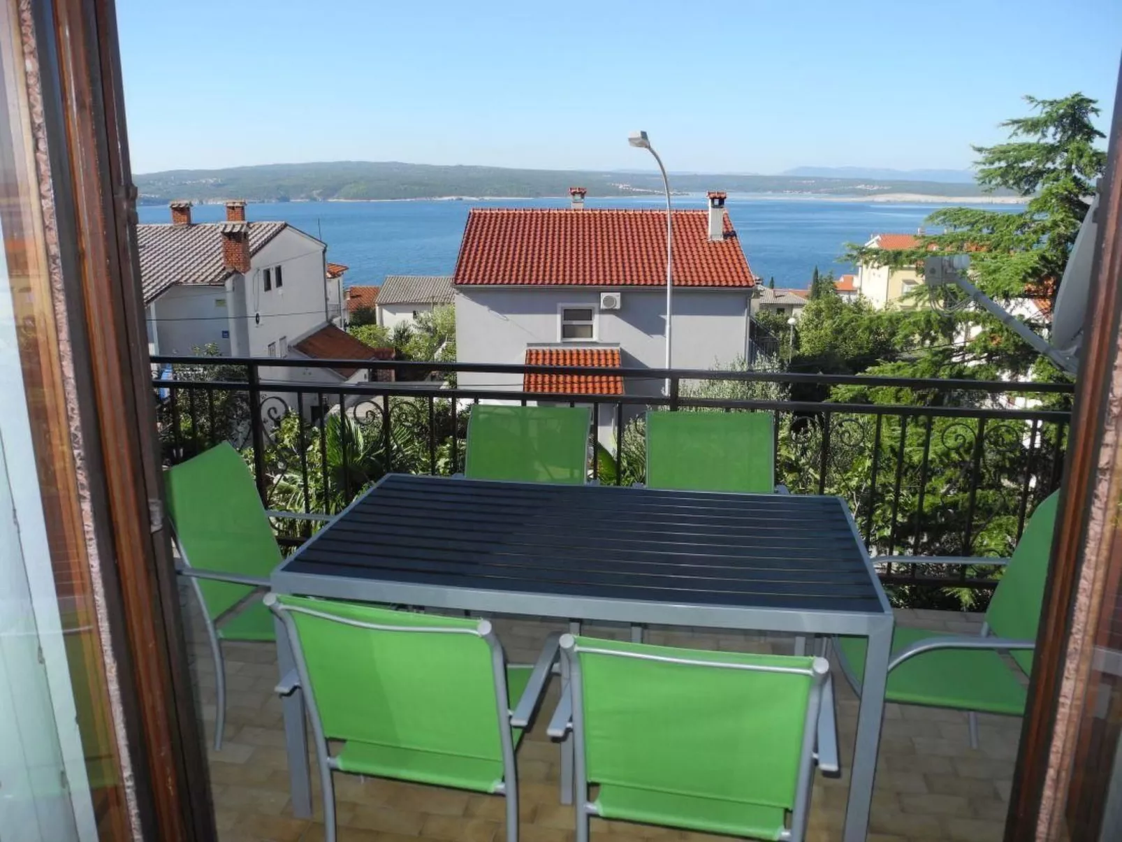 Für 4 Personen-Buiten