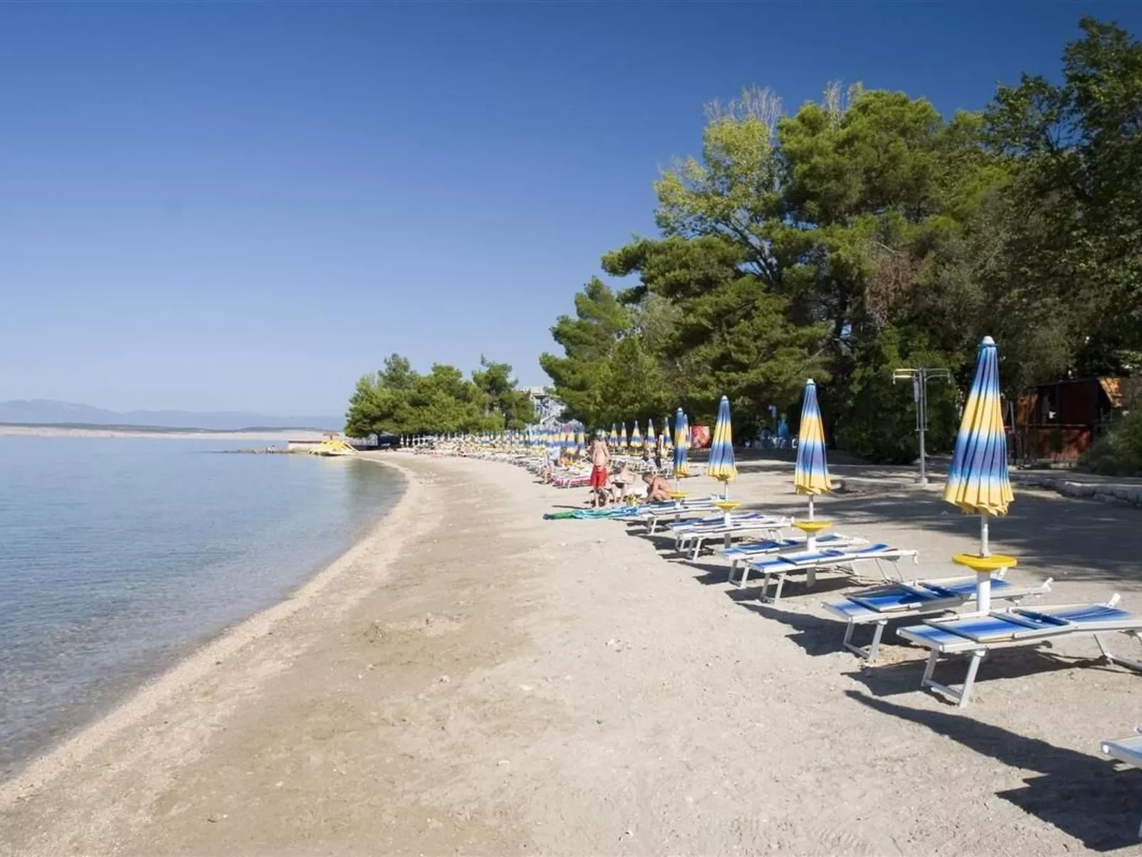 Wohnung in Crikvenica mit privatem Parkplatz-Buiten