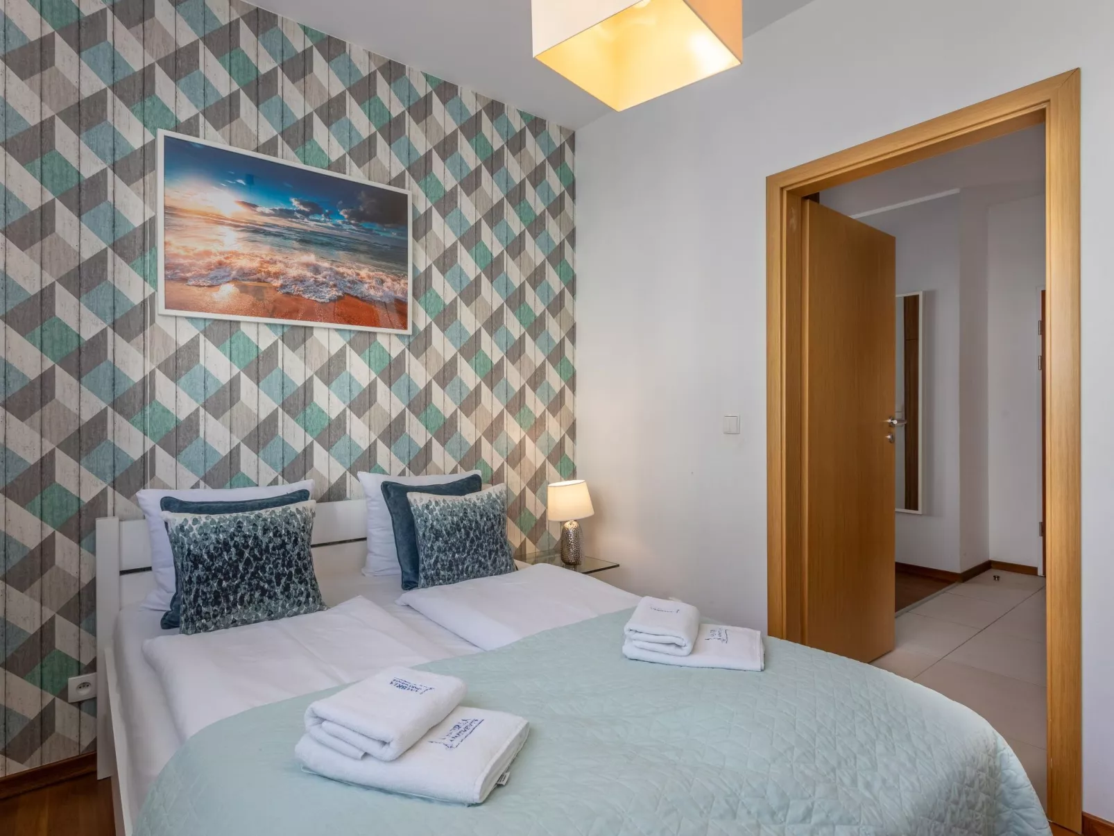 Platan 2-Image-tags.info