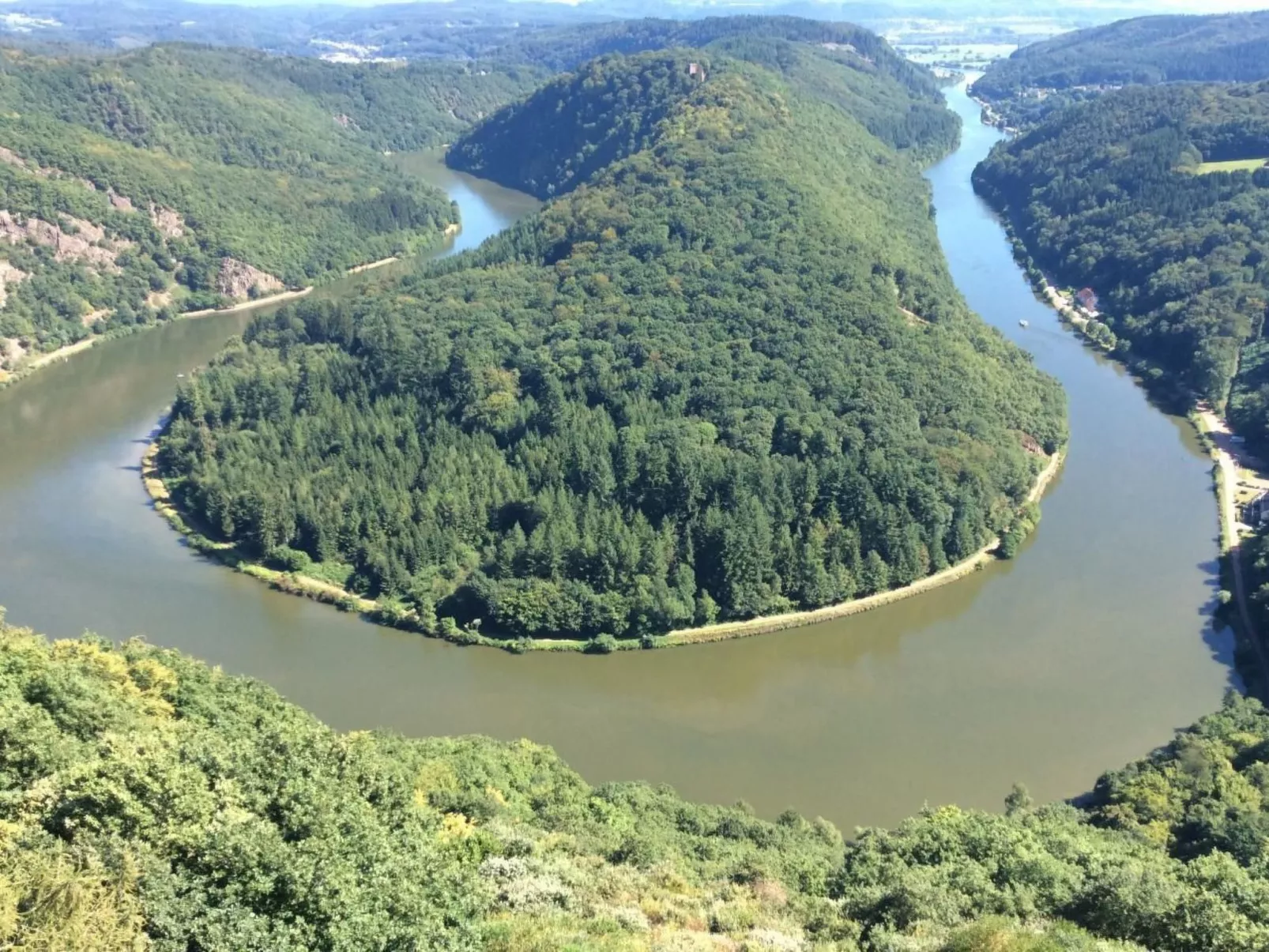 Einzigartige Lage direkt Mosel und Radweg.-Buiten