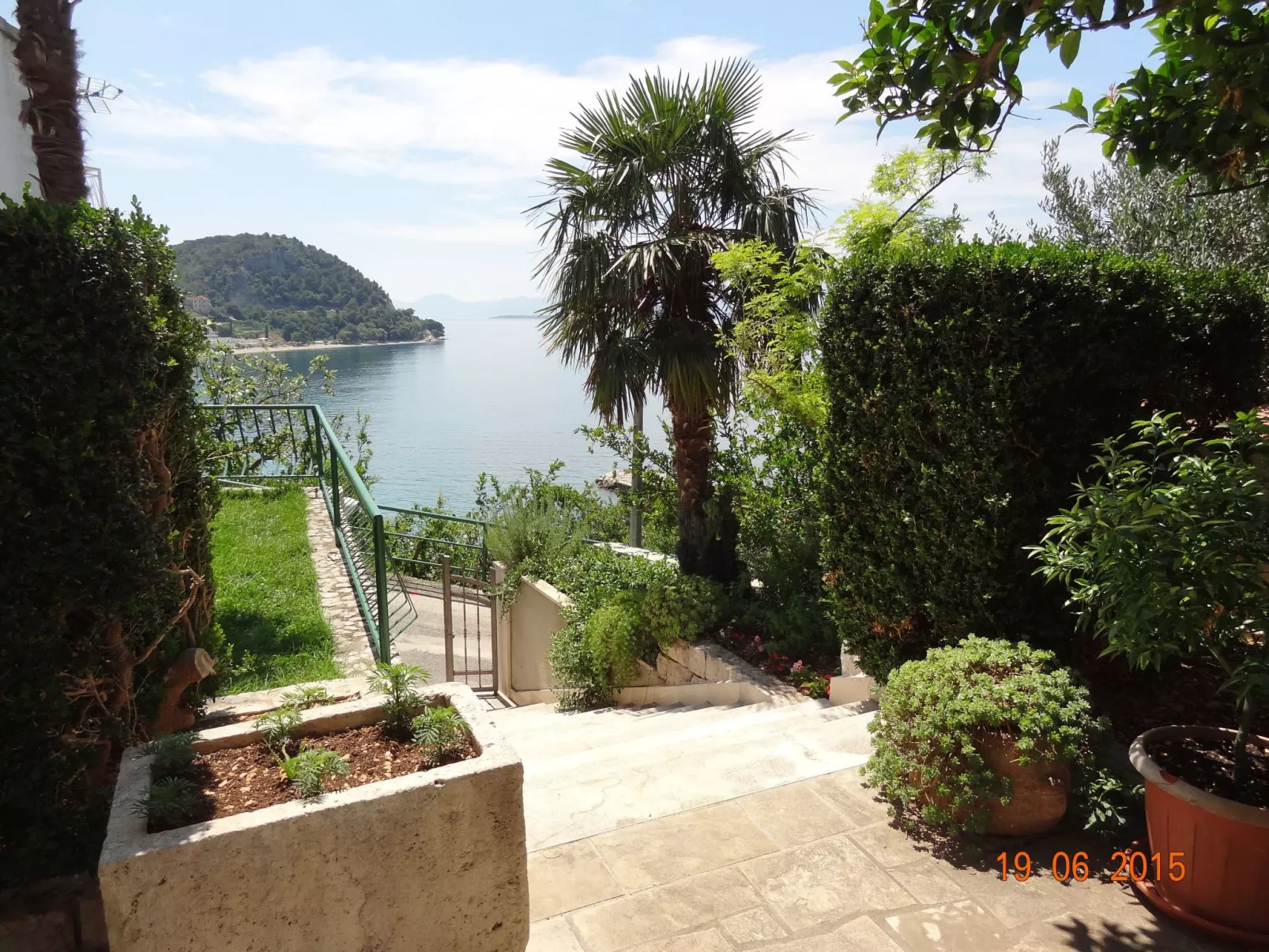 Komfortables Studio-Apartment mit Meerblick-Buiten