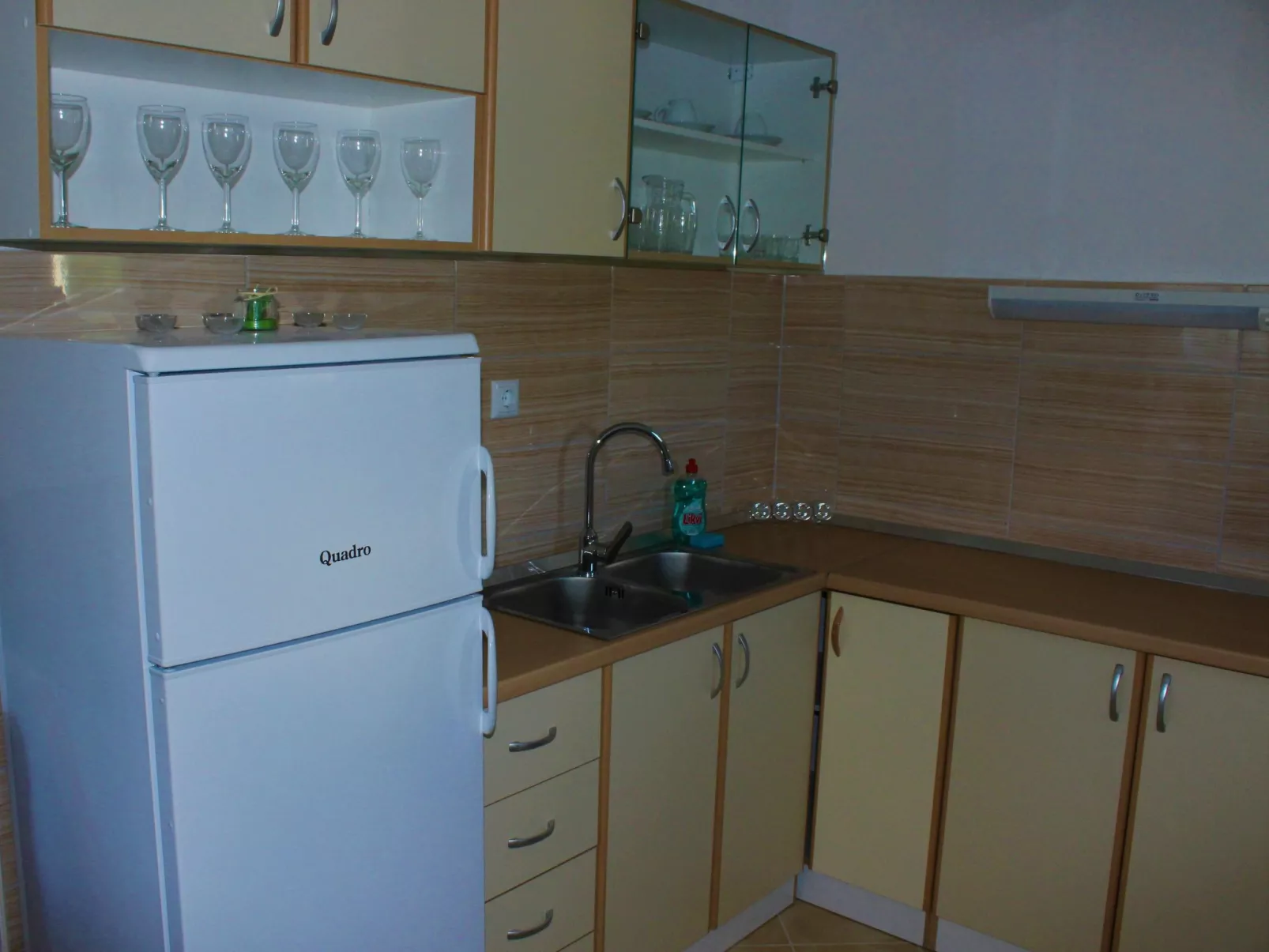 Mit privatem Pool-Binnen