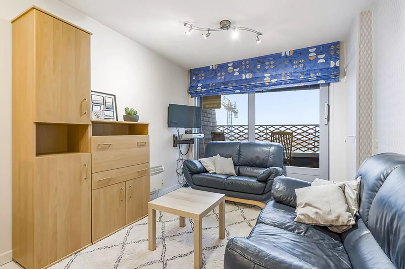 Ocean Suites 815-Woonkamer