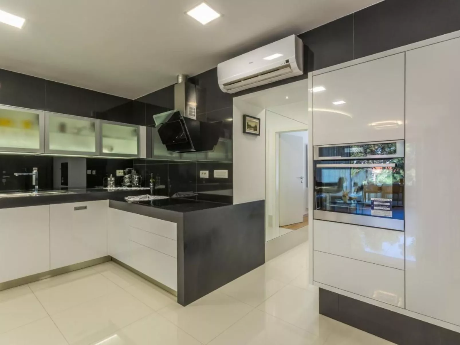 In Novigrad mit Whirlpool-Binnen