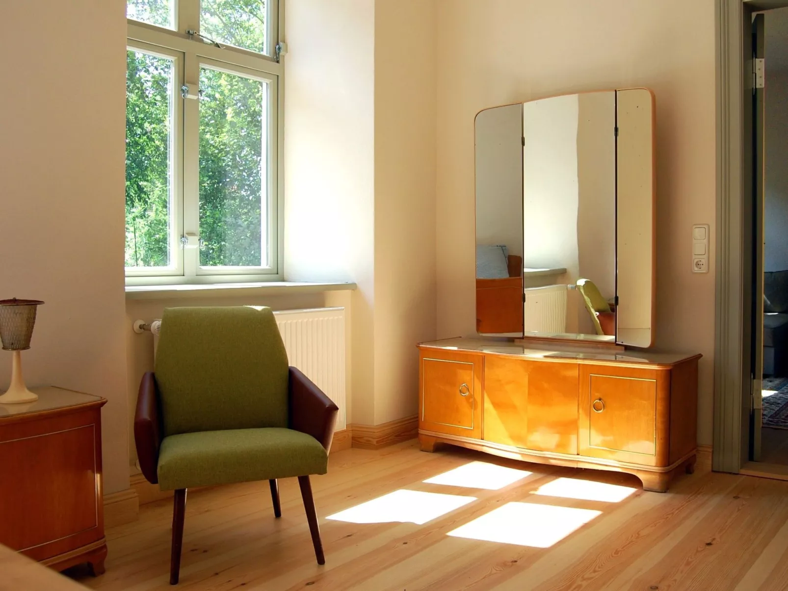 Pastor Hauswedel-Binnen