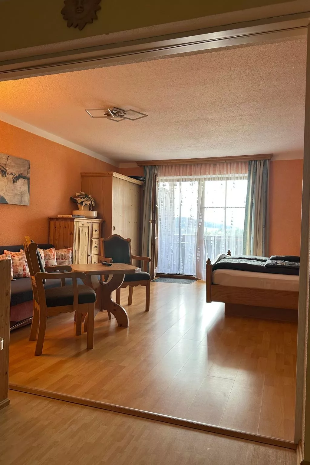 Rachel mit herrlichem Ausblick-Binnen