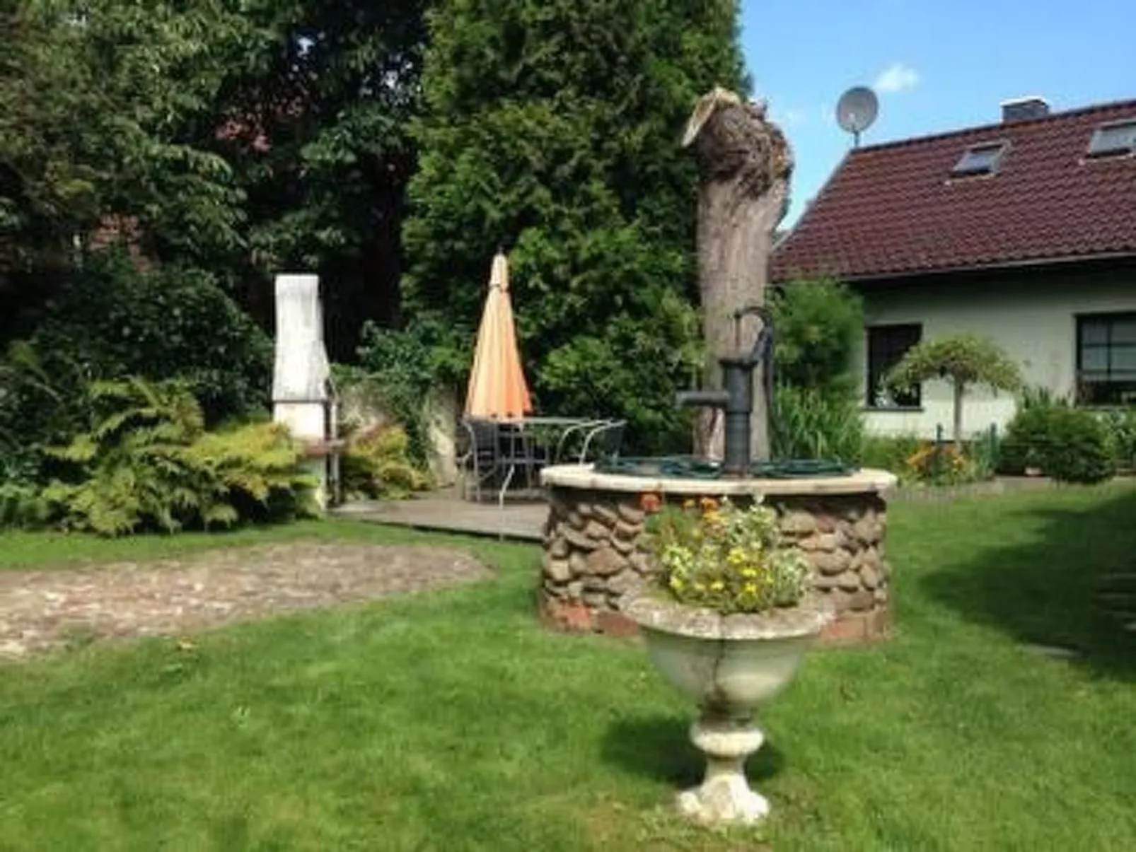 Appartement mit Garten, Grill und Terrasse