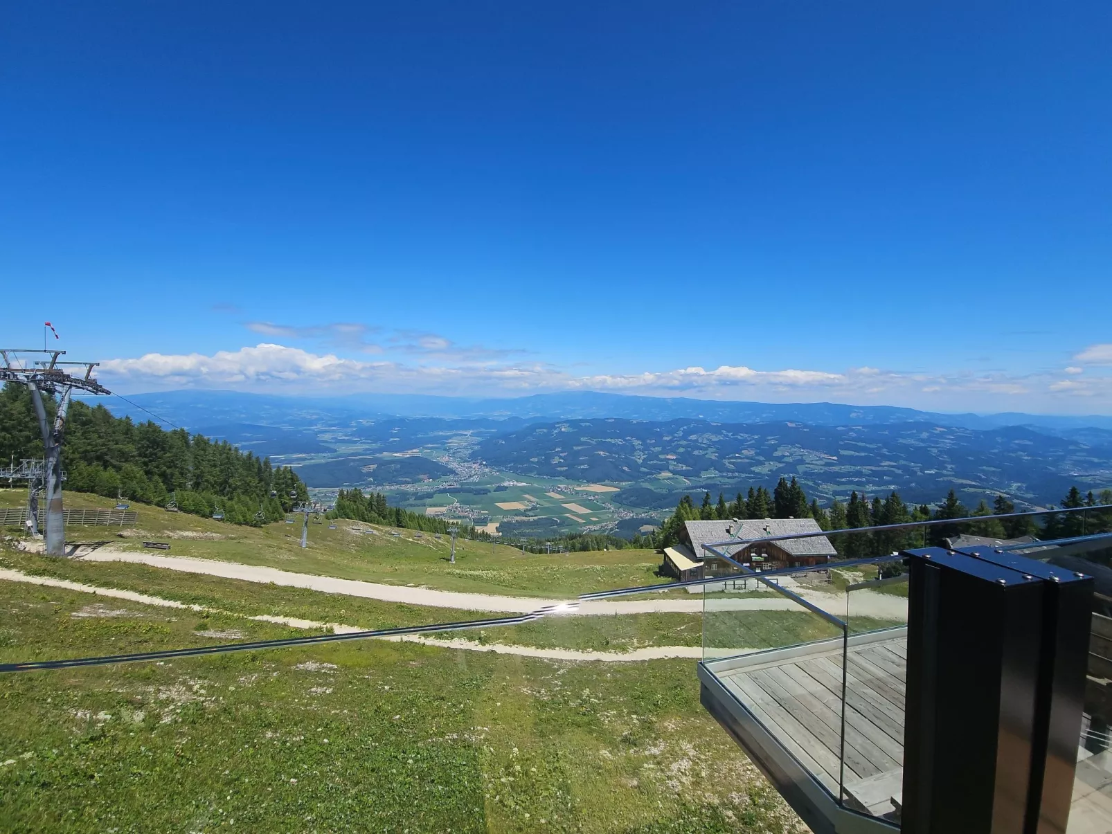 Haus Petzenblick-Buiten