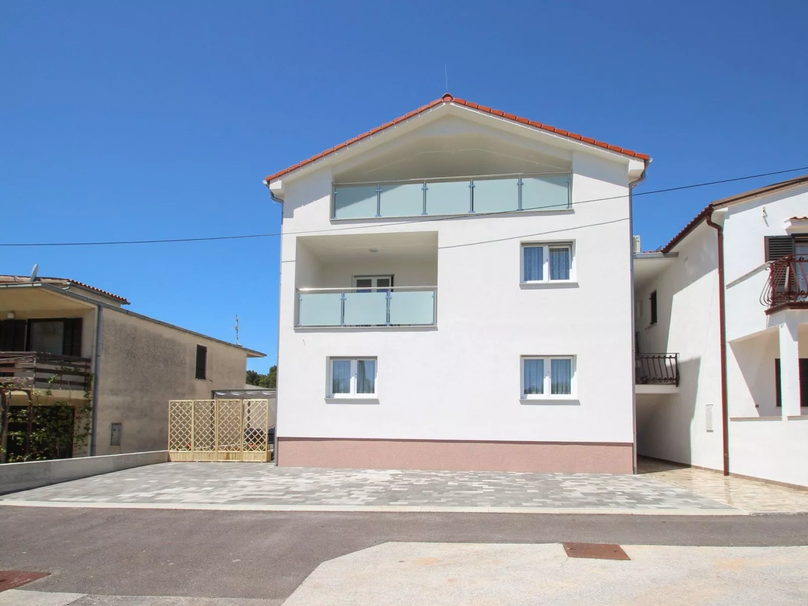 Wohnung "Sofia" mit Balkon-Buiten