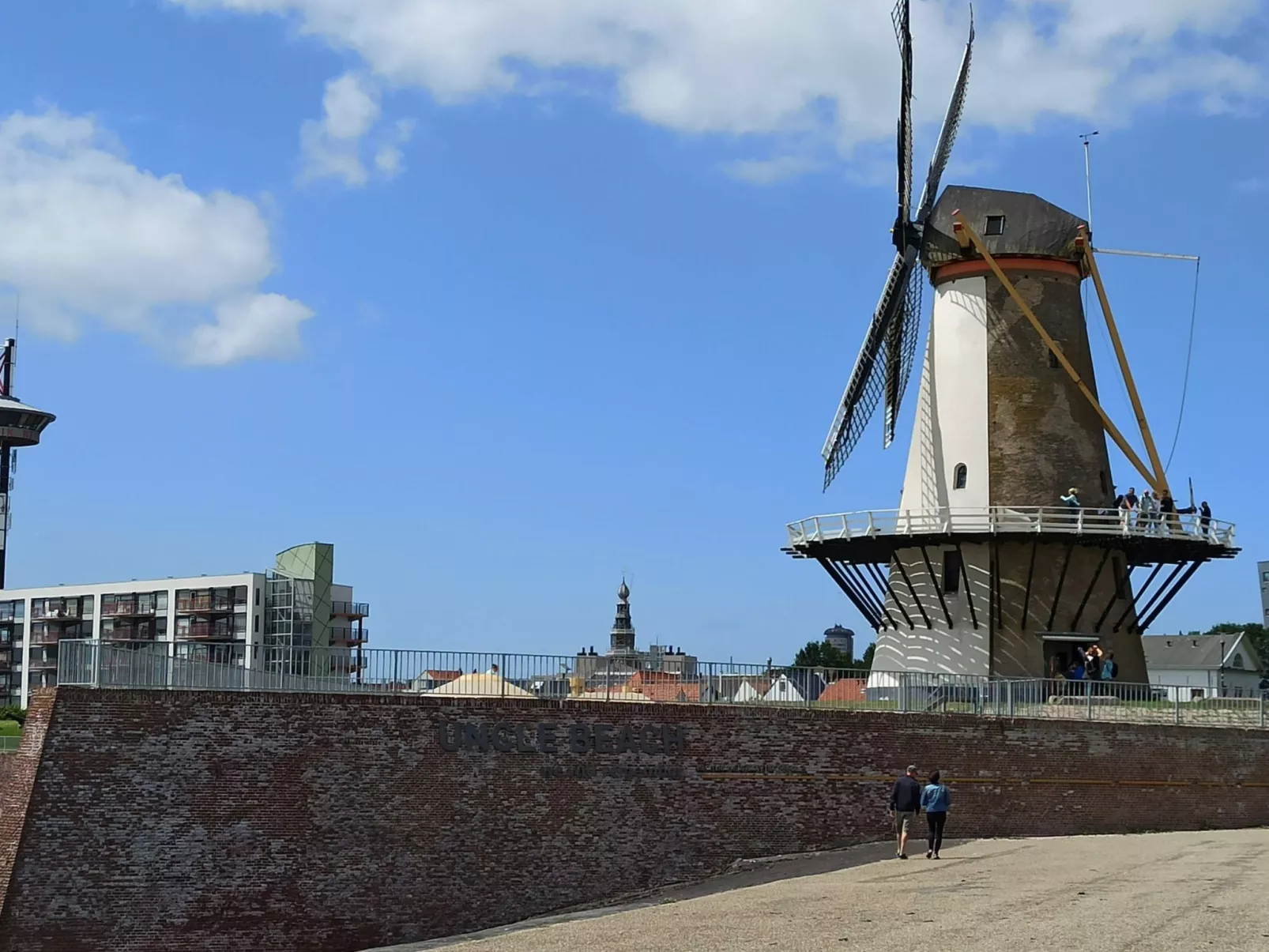 Appartement "Frühstück bei Carins"-Buiten