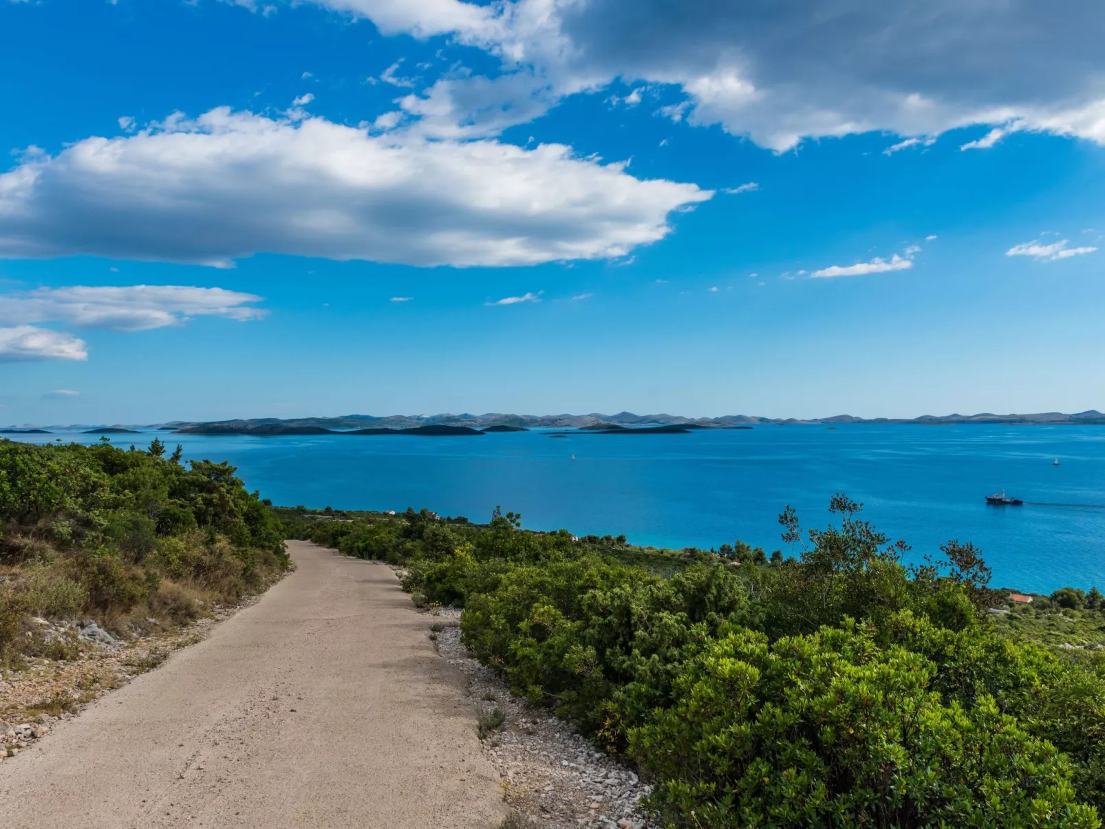 Modernes Ferienhaus Robinson in Dobropoljana-Buiten