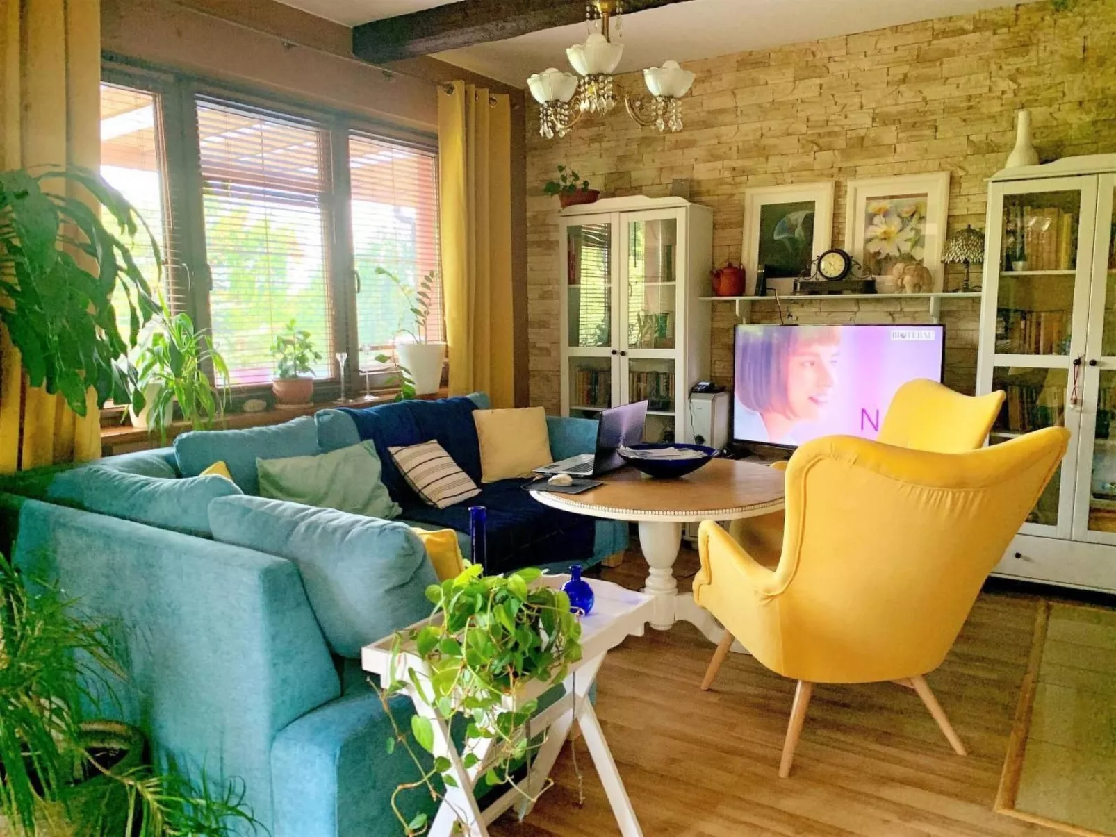 Magnolienhaus mit Sauna und Jacuzzi-Binnen