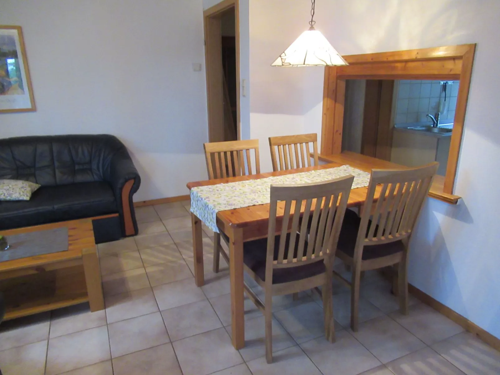 Ferienhäuser mit Pool in ruhiger Lage am Waldrand-Image-tags.info