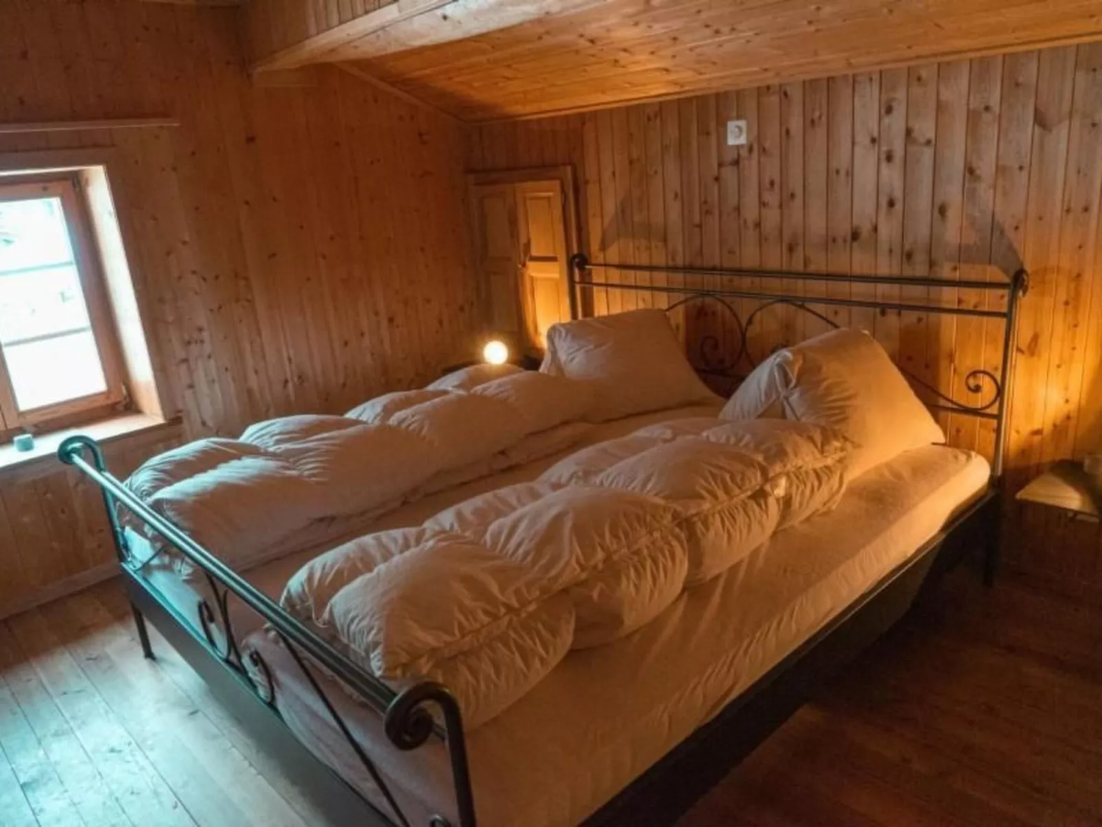 Maiensäss 5.5 Zi. freistehend und romantisch-Binnen