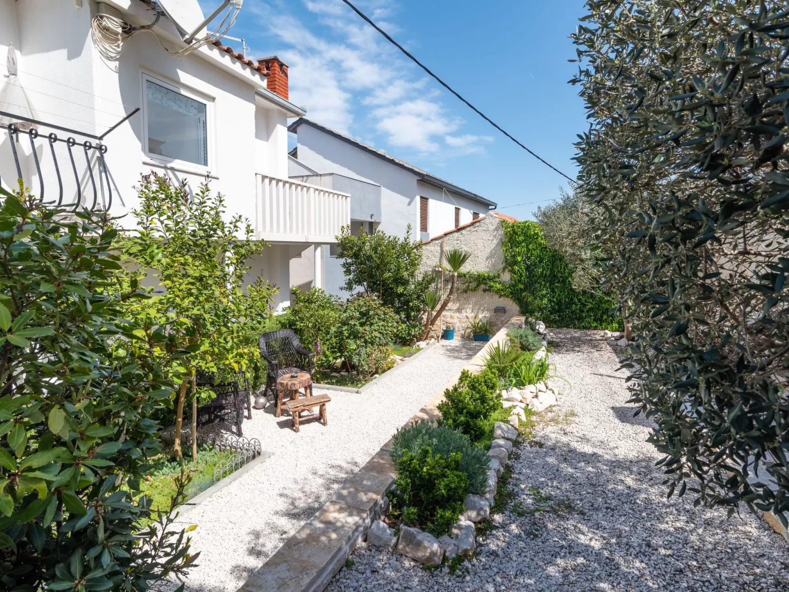 Geräumige Ferienwohnung mit Meerblick-Buiten