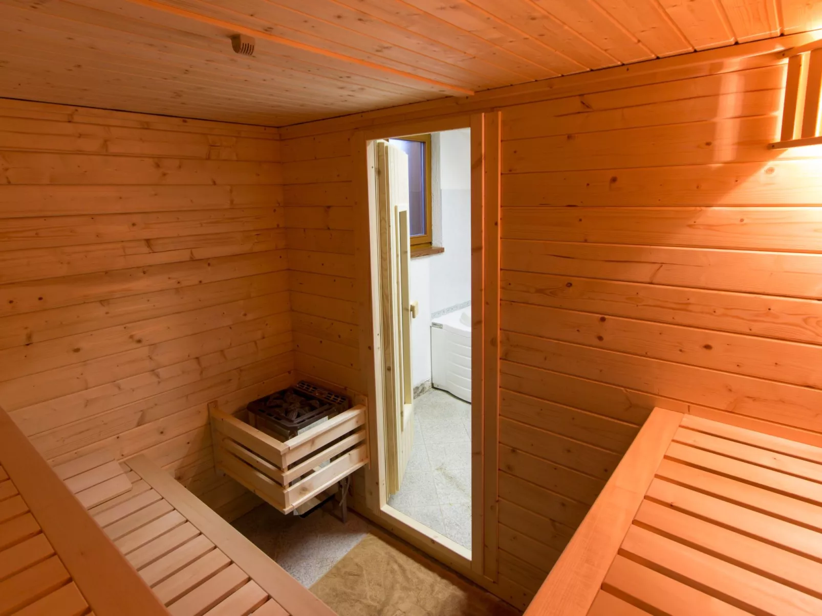 Haus in Vinkuran mit Pool und Bergblick-Image-tags.info