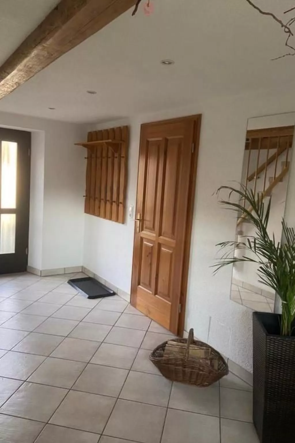 Mit Blick auf das Wasser-Binnen