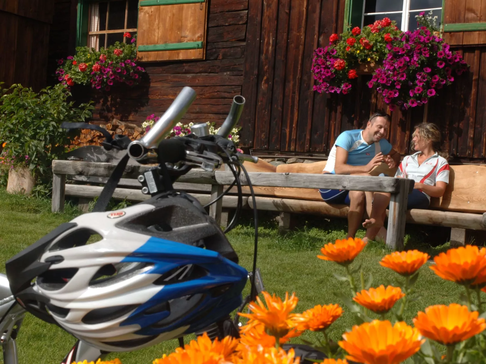 In Strassen mit Privatem Pool-Buiten