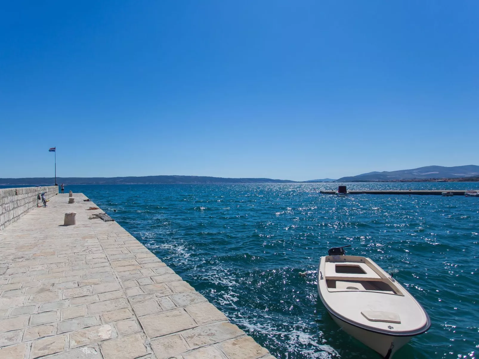 Moderne Meerblick ap.1 mit Pool und Terrasse bbq in der Nähe von Split Trogir-Buiten