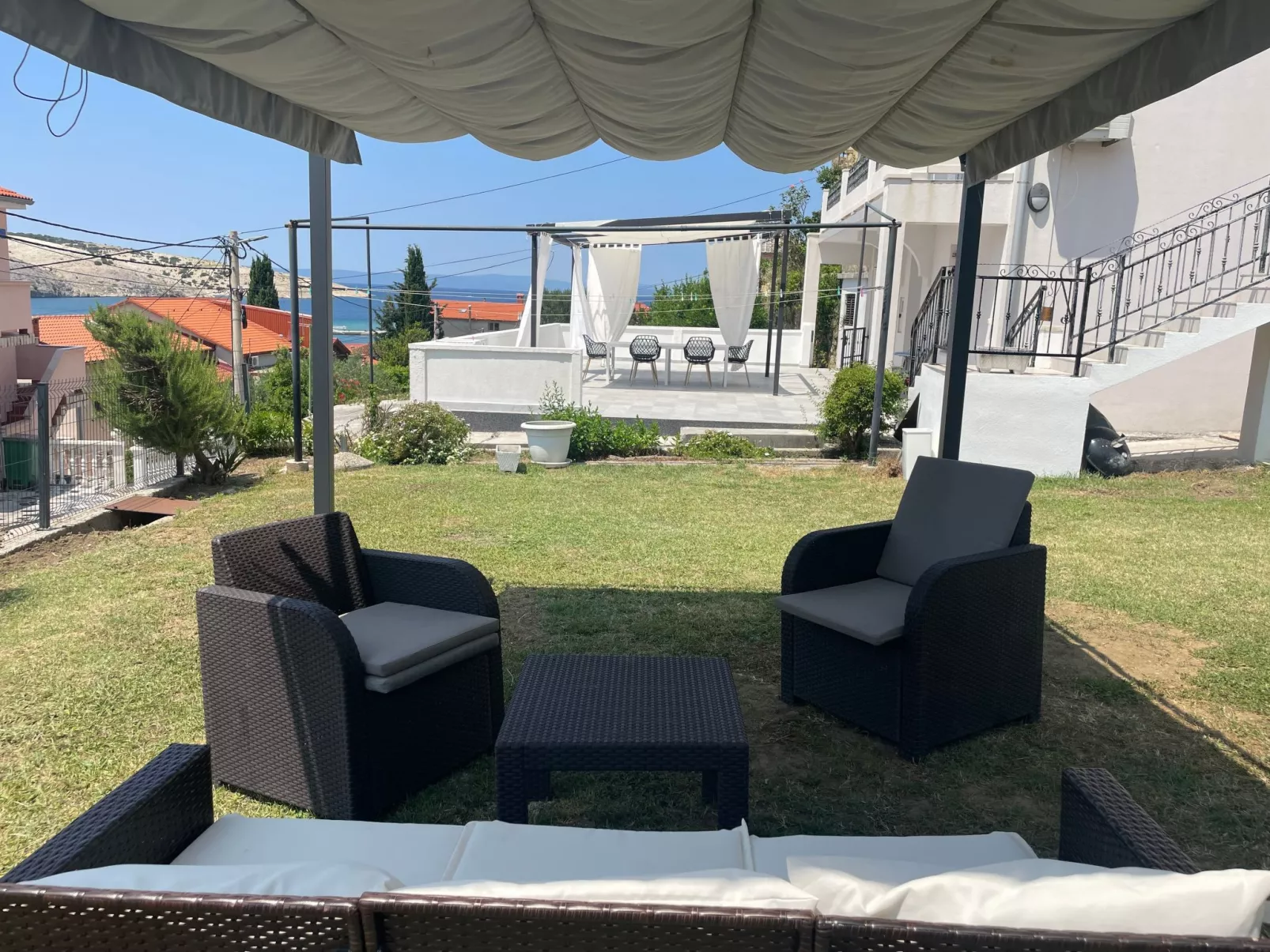 Mit Blick auf das Wasser-Image-tags.info