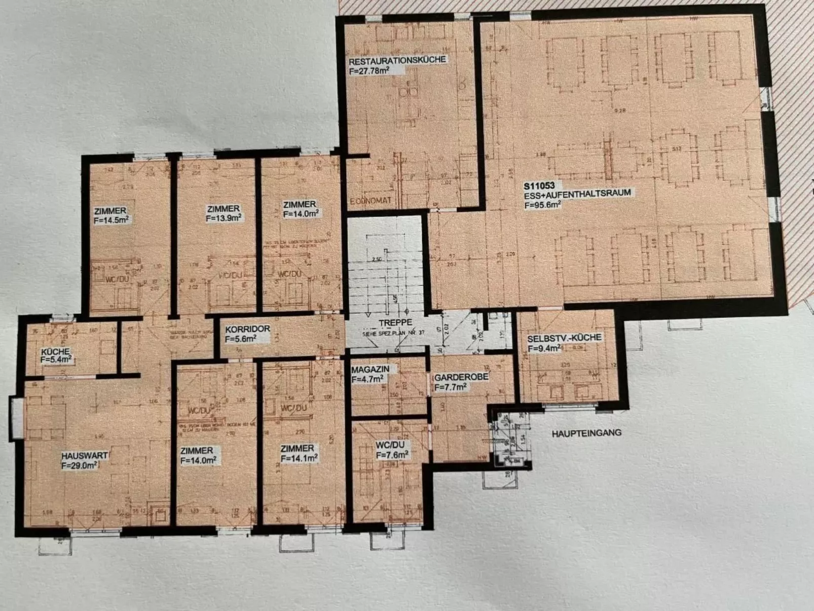 Ski- und Gruppenhaus-Binnen