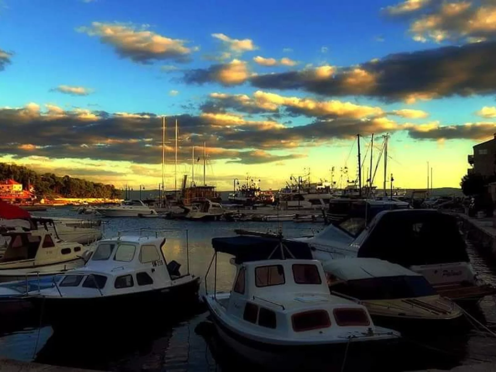In Selca mit Garten, Terrasse und Grill-Buiten
