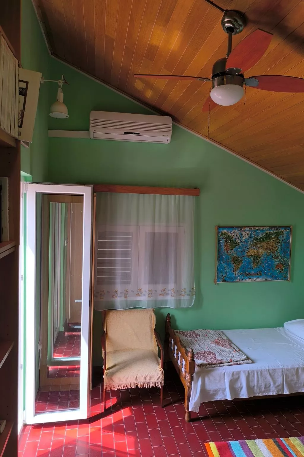 Für 3 Personen  + 1 Kind ca. 68 m&sup2; in Žaboric, Dalmatien (Gespanschaft Sib-Binnen