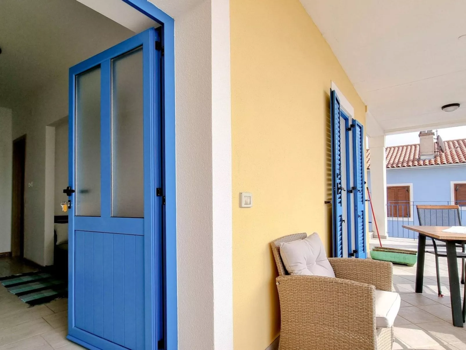 Wohnung "Belvedere dole" mit Blick auf das Wasser-Image-tags.info