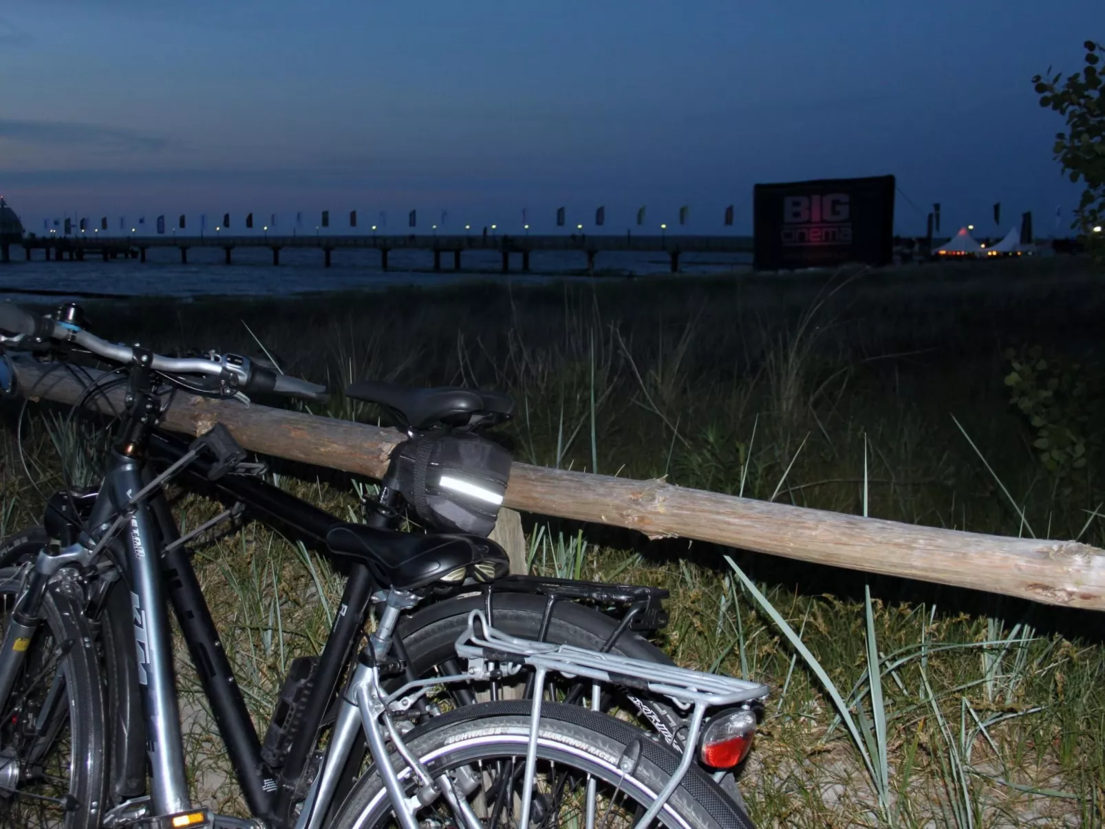 Strandnahe Wohnung mit Terrasse und Parkplatz-Binnen