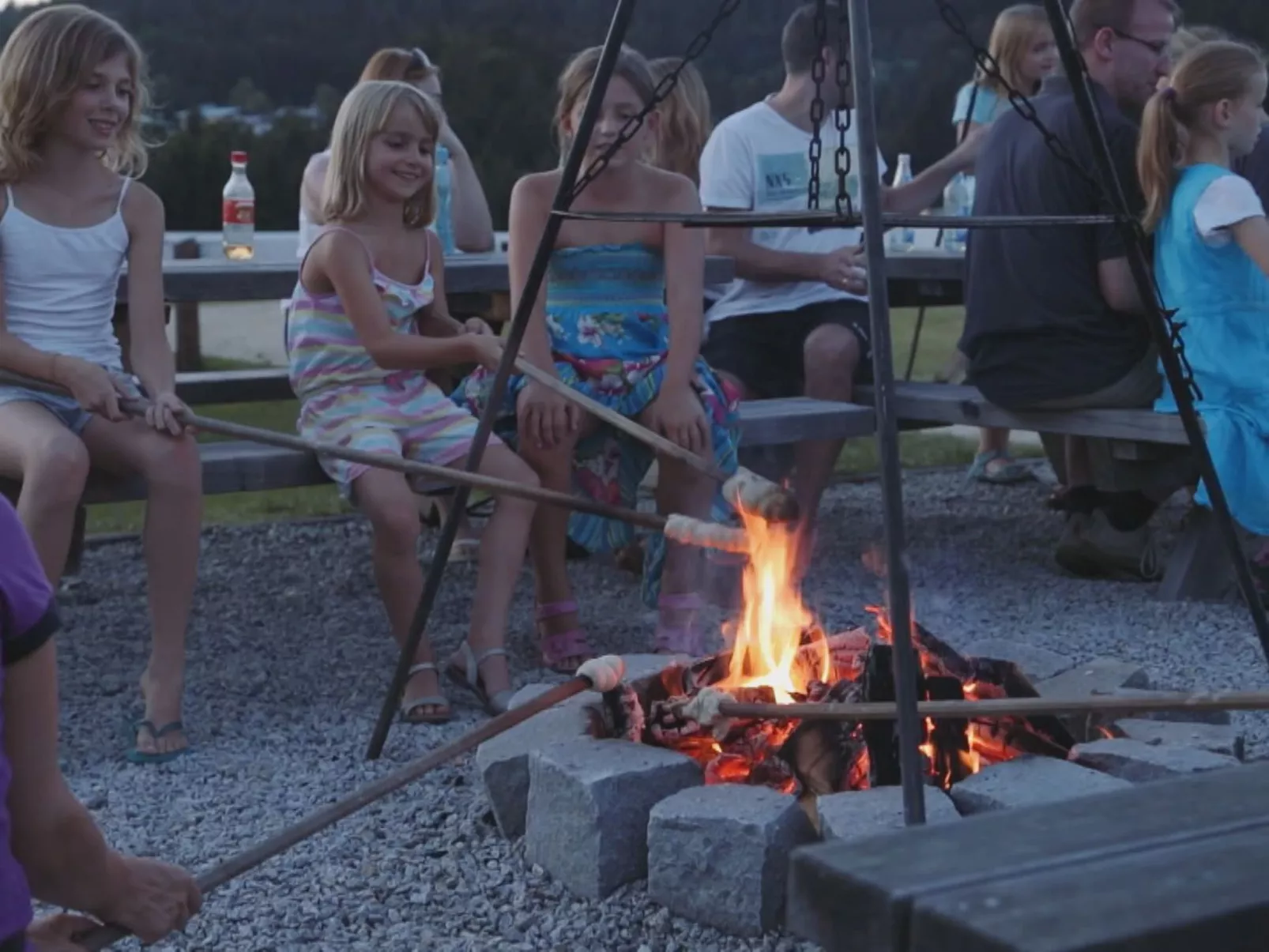 Landhaus mit Sonnenterrasse und Garten-Buiten