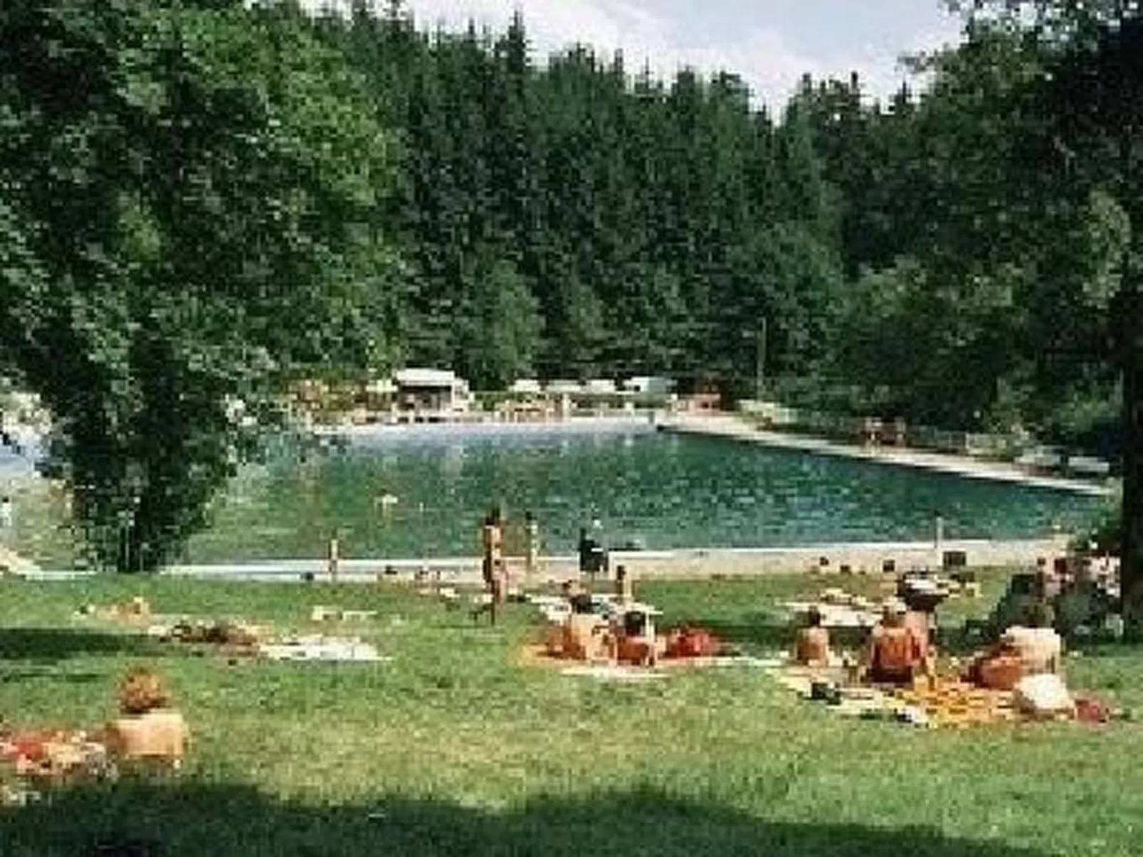 Gemütliche Ferienwohnung im Thüringer Wald-Buiten