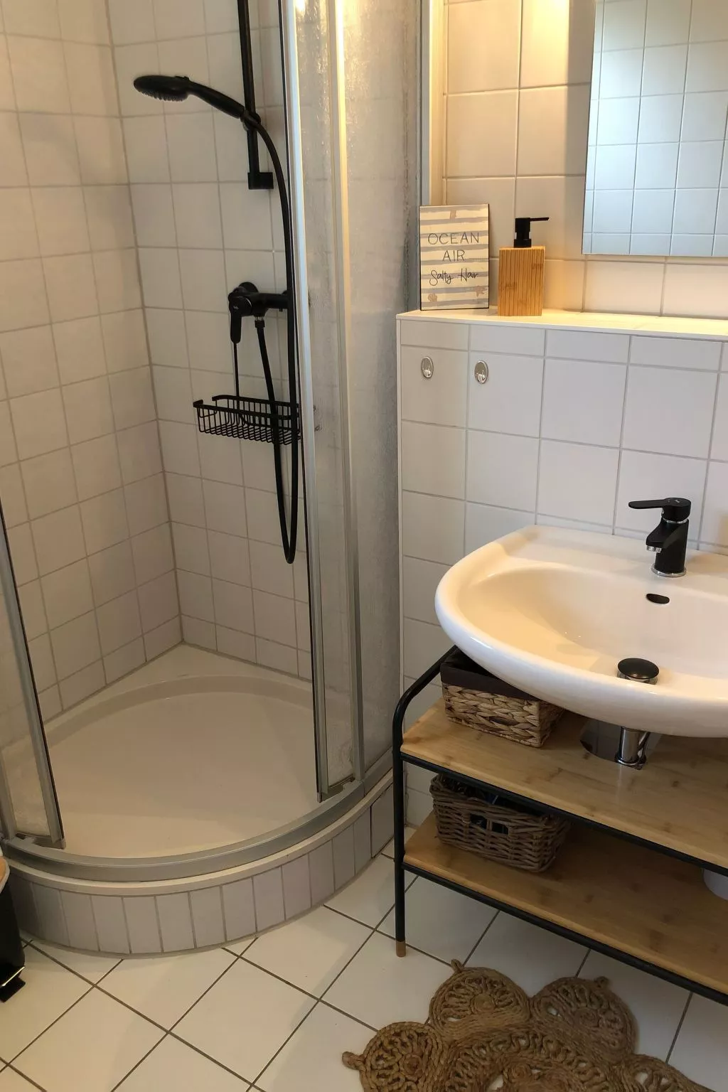 Strandhaus am Wasser-Image-tags.info